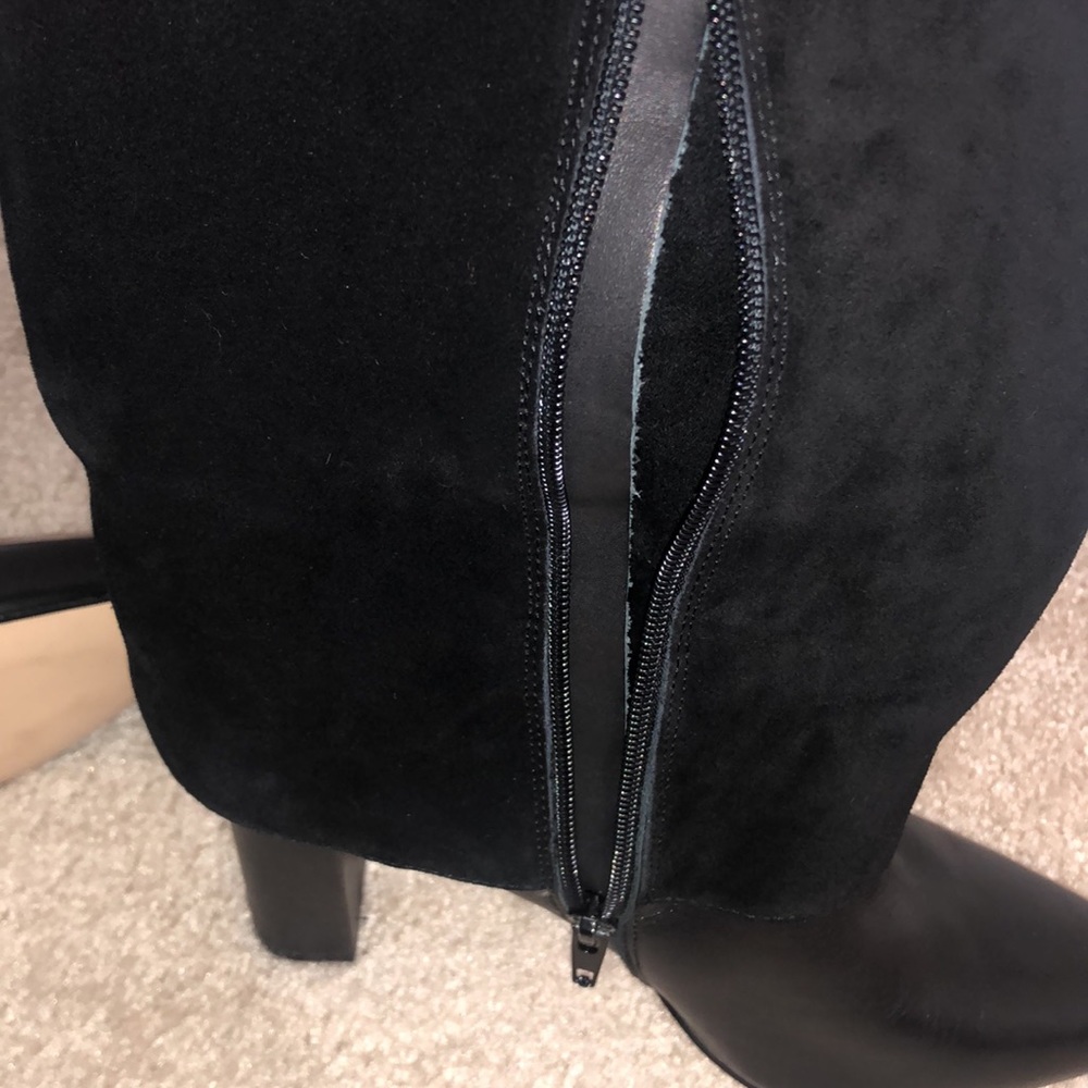 BLACK SUEDE CUFFED TO THE KNEE BOOT - SIZE 8 - Picture 7 of 8